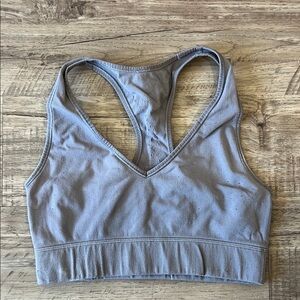 Lululemon Seamless V-Neck Racerback Sportsbra in Taupe